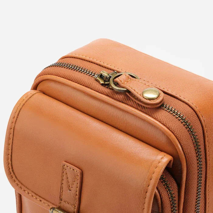 Uria™ | crossbody leather bag