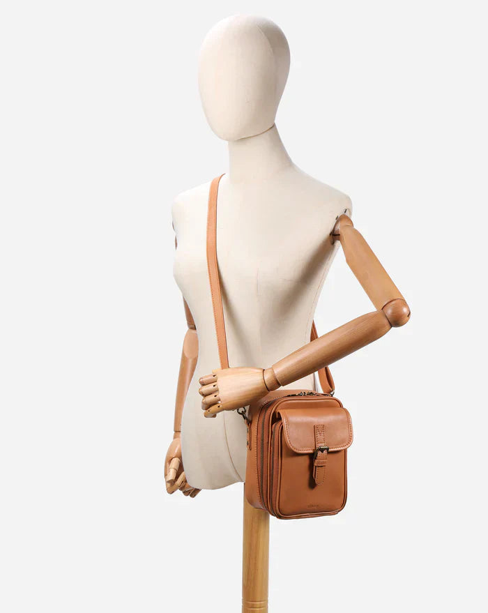 Uria™ | crossbody leather bag