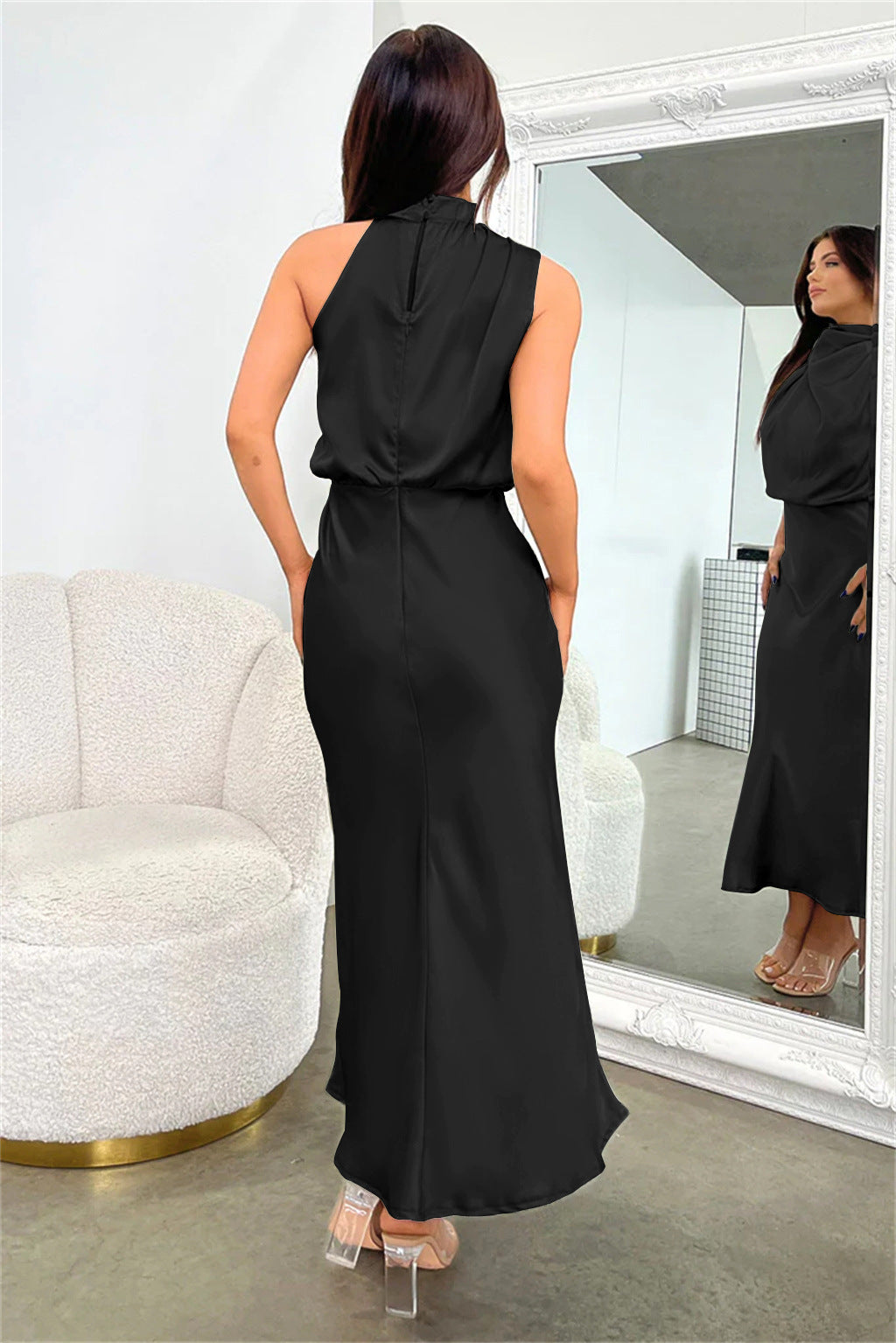 Monica™ | Long satin dress with neckline